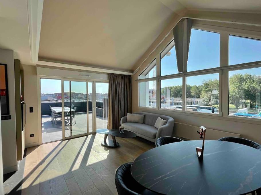 Le Designer Avec Vue Apartamento Dunkirk Exterior foto
